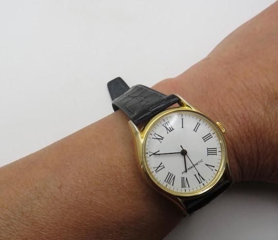 vintage mechanical watch / gold watch / unbranded  / Winding watch / royal watch / u11