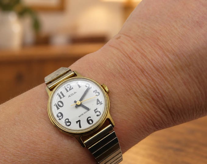 vintage watch / gift / vintage wrist watch / mechanical watch / vintage watch / vintage 60s / womans watch (N12)