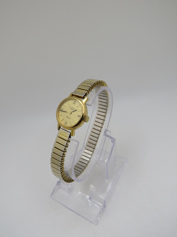 Vintage Rotary Gold watch / gold Quartz watch /  … - image 2