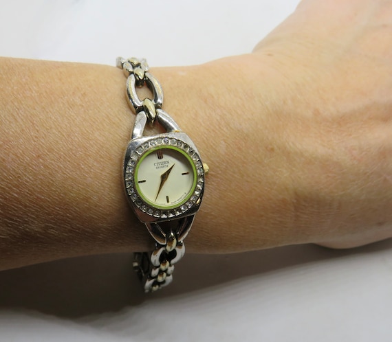 vintage watch / Citizen Quartz ladies watch / vintage wrist watch / rare japan watch / vintage Watch / watch  / watch / ladies  watch