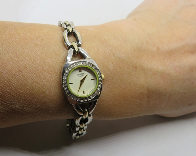 vintage watch / Citizen Quartz ladies watch / vintage wrist watch / rare japan watch / vintage Watch / watch  / watch / ladies  watch
