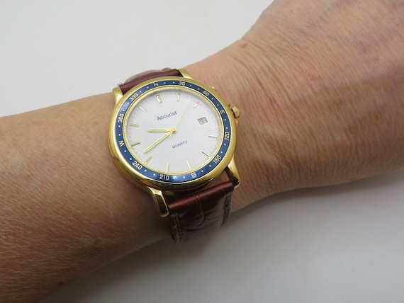 vintage Light up Watch / sports watch / Vintage watch / quartz watch / gold watch / vintage gents / watch / gift for him (R26)