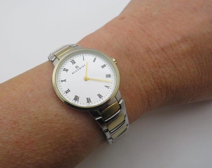 Vintage watch / Gold two tone Watch / 7.6" wrist size / watch for her / Vintage watch / watch / womans watch / vintage ladies  (J8)