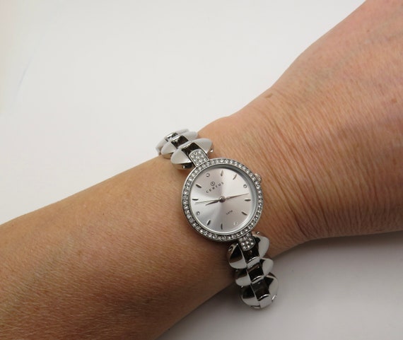 Vintage watch / Quartz watch / signature watch /  womens Watch /  Gift for her (b25)