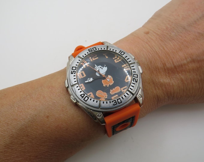 Vintage Disney / Mickey Mouse watch  / orange watch / vintage sports  / watch / unisex watch / vintage w32