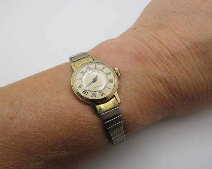 vintage expanding watch / Sekonda mechanical ladies watch / vintage wrist watch / vintage Watch / watch (v18)