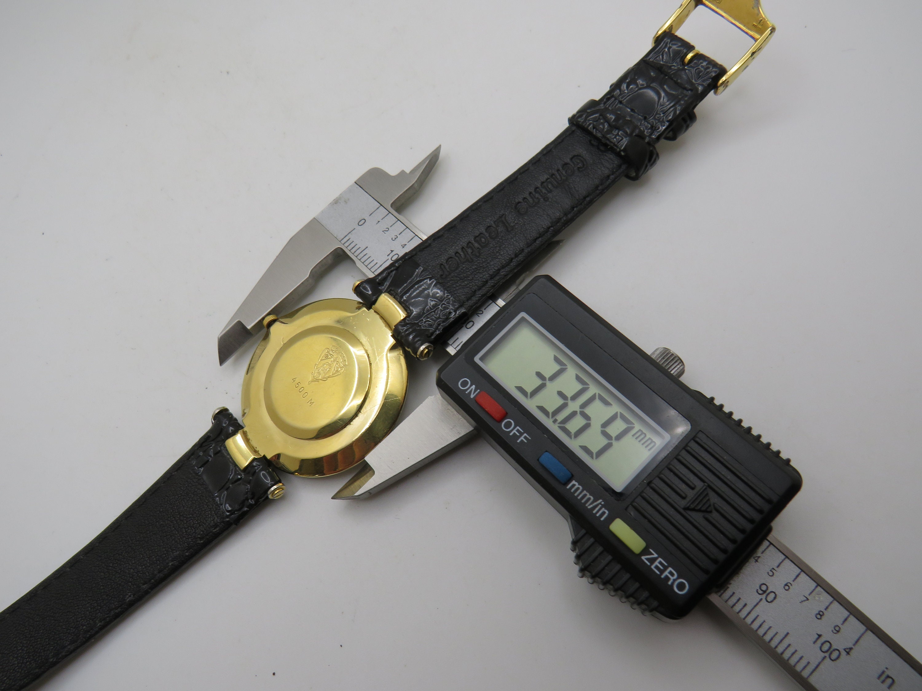 Gucci 4500m watch online