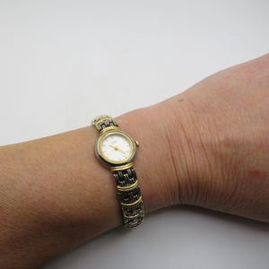 Vintage watch / Dainty Quartz watch / citizen gold Dress Watch / large 7.6" wrist size /  womens Watch /  Gift for her (i25)