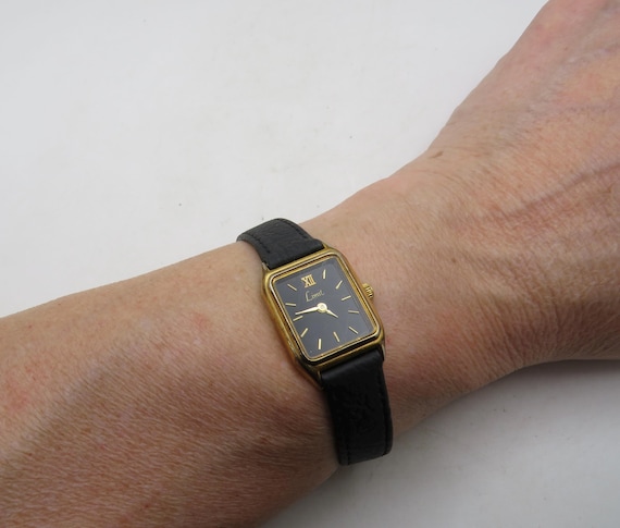 Vintage Gold Plated  Rectangle Watch – Tank Dial, 6.7" Band (y20)