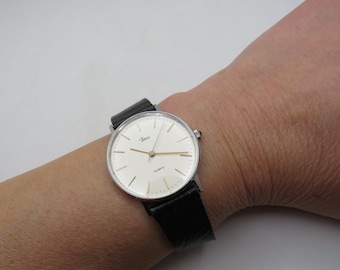 Timex Watch / Retro sports watch / Vintage watch / quartz watch / gold watch / vintage gents / watch / gift for him  (J21)