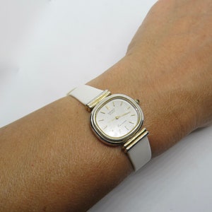 Vintage watch / Seiko Connaisseur / Seiko watch /  Quartz watch / Ladies Dress Watch /  ladies Watch /  Gift for her