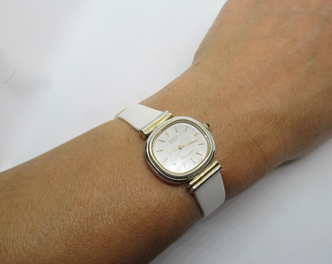Vintage watch / Seiko Connaisseur / Seiko watch /  Quartz watch / Ladies Dress Watch /  ladies Watch /  Gift for her