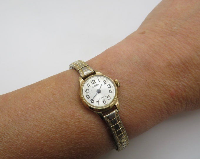 vintage watch / Sekonda mechanical ladies watch / vintage wrist watch / vintage Watch / watch  / watch / k22