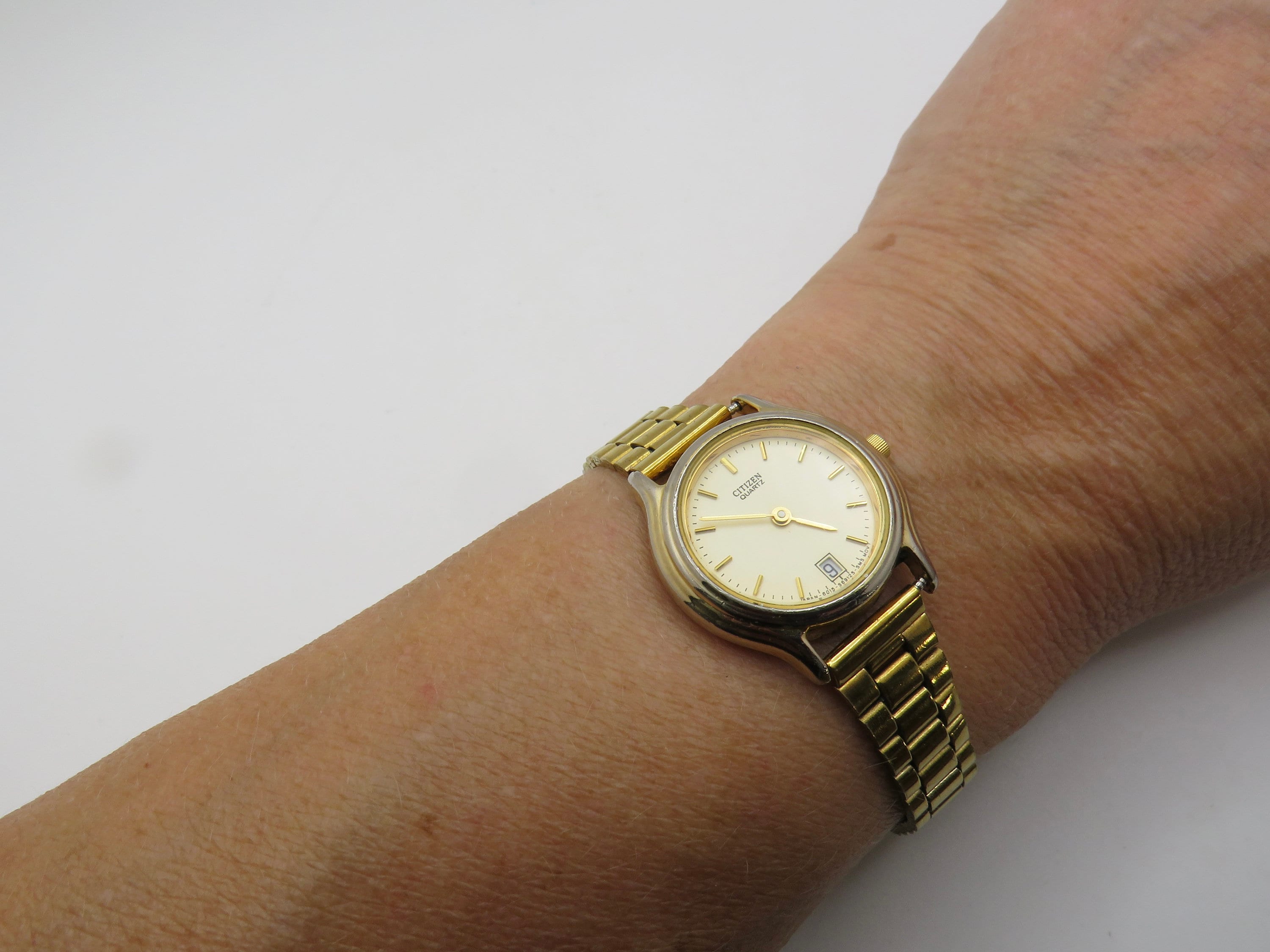 Reloj citizen watch co base metal sale