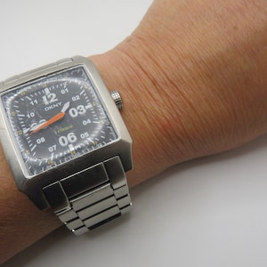 vintage Square Watch / DKNY Vintage Wristwatch Stainless Steel / Gents gift / watch / vintage watch / mens watch (q10)