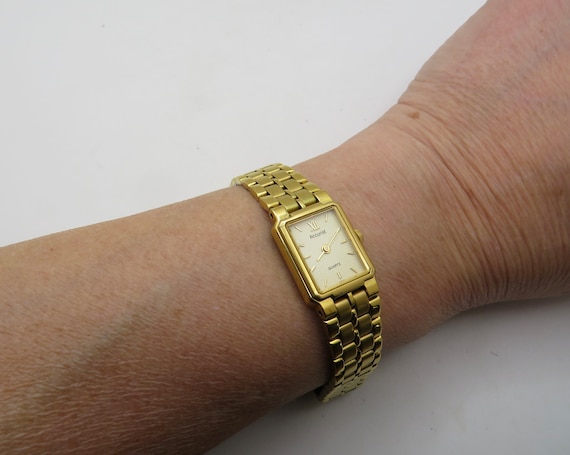 vintage gold watch / Rectangle 6.8" wrist size watch / vintage womans watch / watch for her / vintage Watch / watch  ladies  watch (R21)