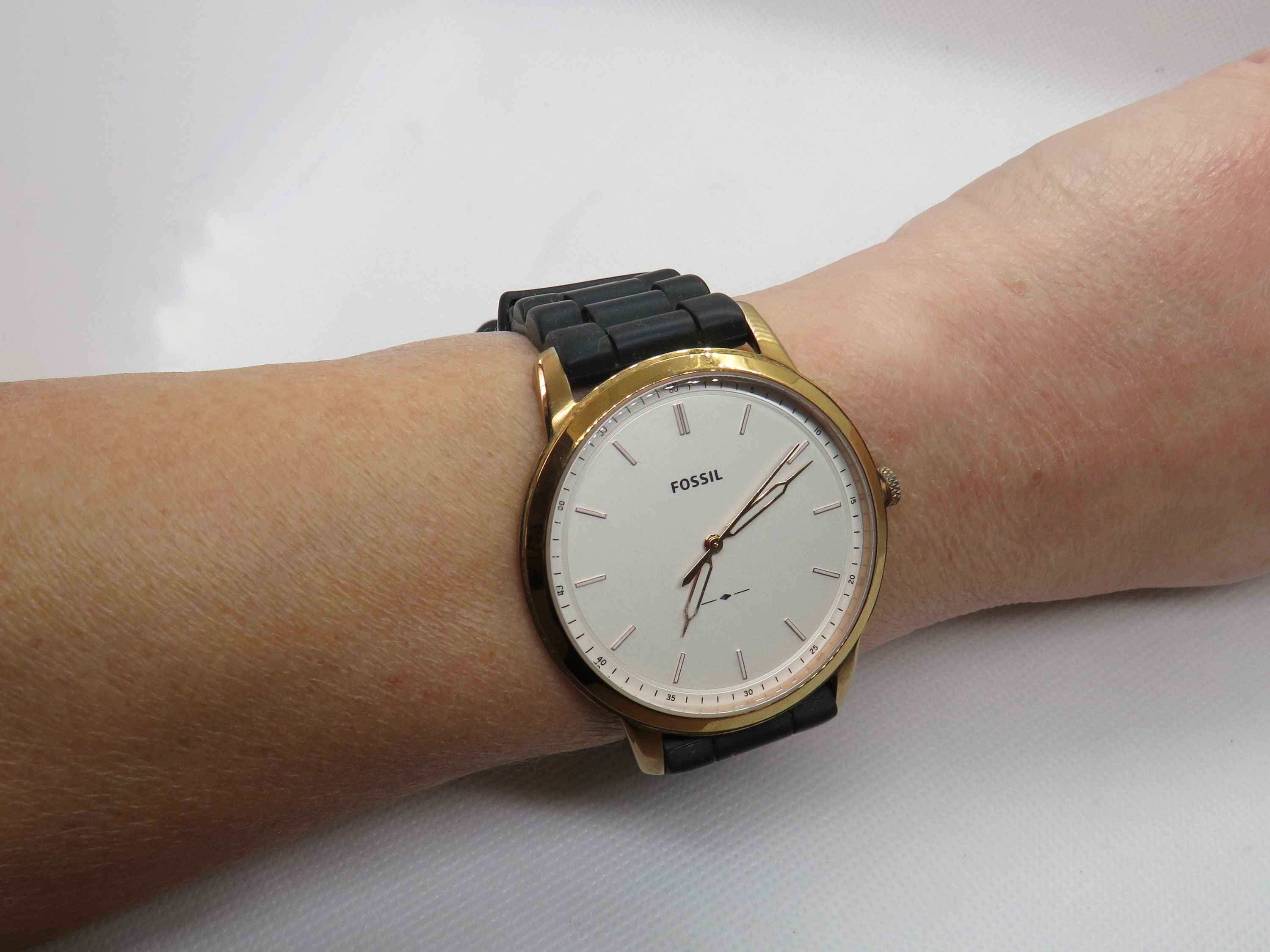 Fossil f2 online watch value
