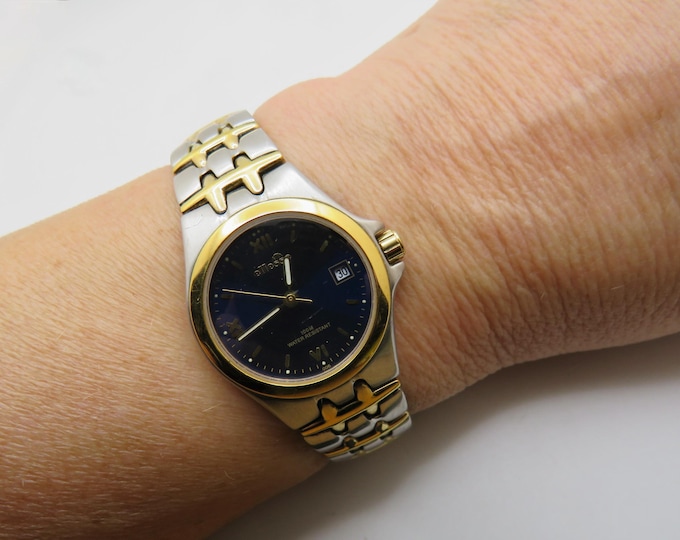 Vintage sports watch / ellesse Swiss watch Blue dial /  90s Watch / 6.3" wrist /   Womans Watch /  Gift for her (p19)
