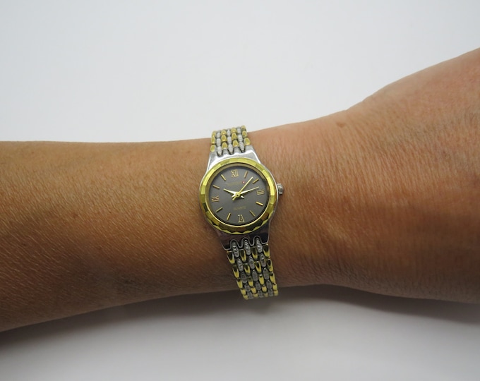 Vintage watch / swiss watch / Swatch Quartz watch / Ladies Dress Watch /  ladies Watch /  Gift for her