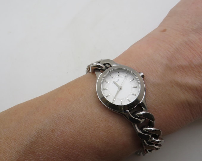 vintage silver chain watch DKNY / 6.5" to 7" wrist size watch / vintage womans  90s watch / vintage Watch / watch  ladies  watch (t10)