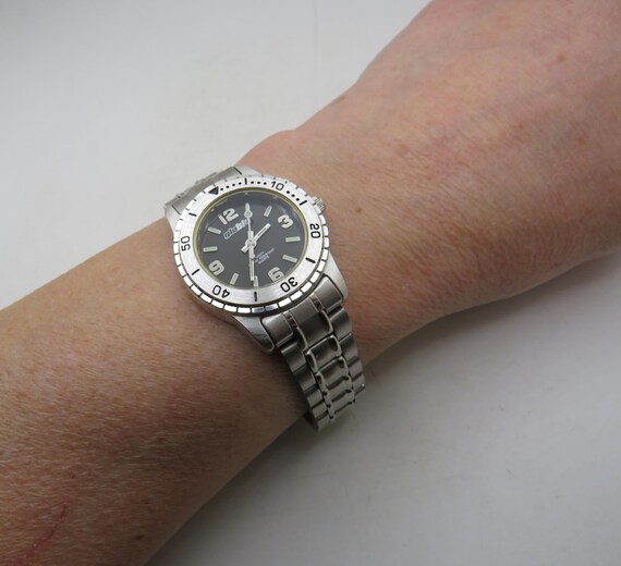 Vintage Sports Watch / 7.6" wrist  Metal Bracelet (bb31)