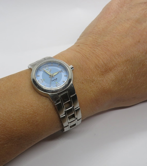 vintage fashion watch / Quartz watch / Blue faced watch / ladies Watch / large wrist size / vintage sport  / gift for her  / (c7)