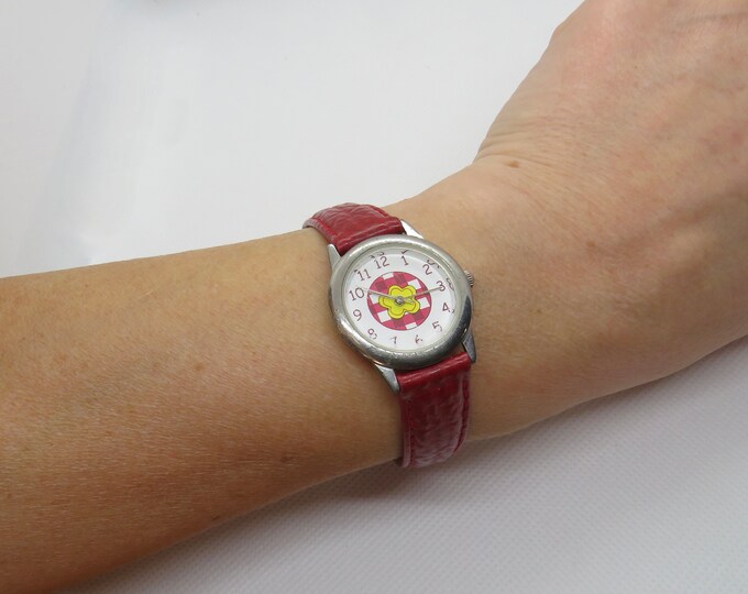 vintage watch / classic womens Watch / flower watch / 90s watch / quartz watch / silver watch / vintage ladies /