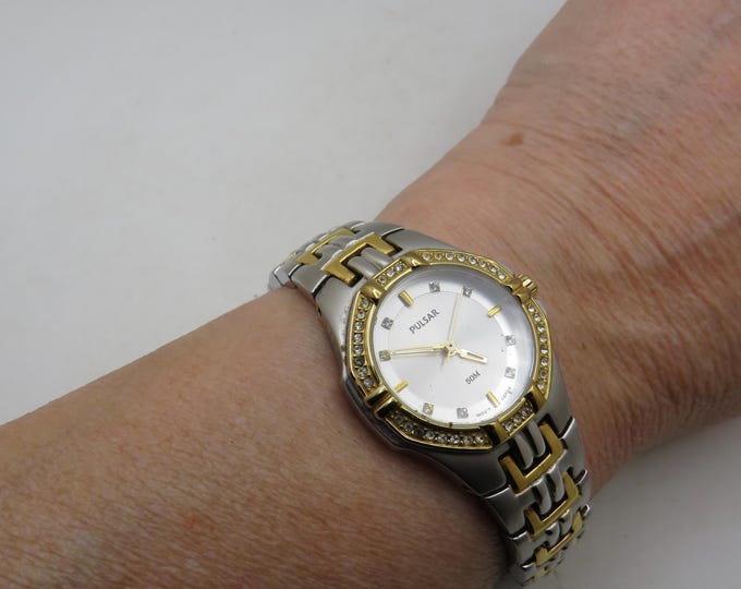 Vintage Two-Tone Pulsar Dress Watch by Seiko – 7.5" Wrist Size (bb10)