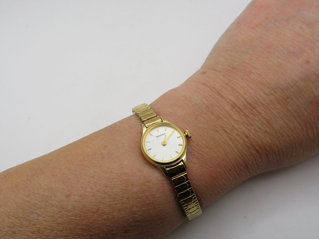 Vintage Gold Plated Dress Watch / Gold Quartz Watch / Gold Dress Watch