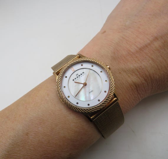 vintage Skagen mesh bracelet watch  / vintage gents Watch / vintage / mens watch gift for him / u7