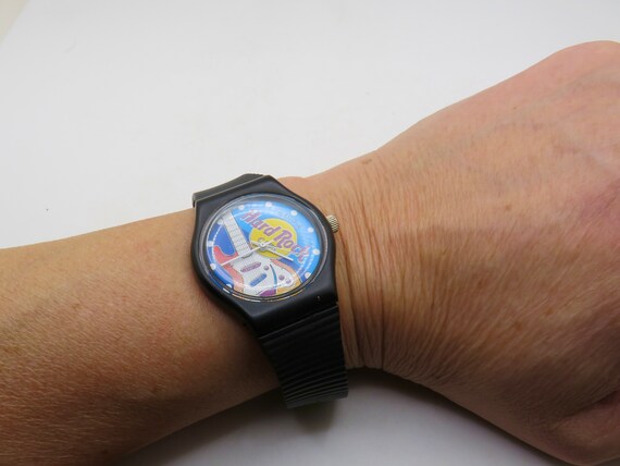 Vintage 90s Hard Rock Cafe Nagoya Japan Souvenir Japan commemorative watch / watch / Gents vintage / vintage / gift (p28)
