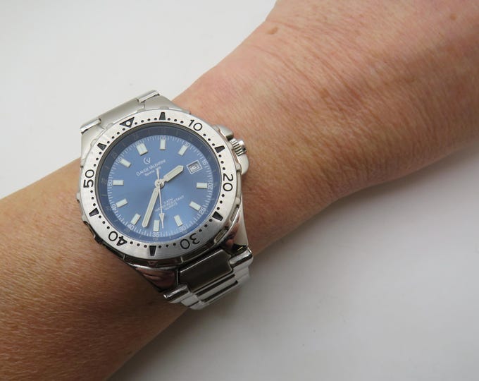Vintage Claude Valentini sports 900 watch / Blue dial watch / vintage gents Watch / vintage sport  / gift for him (g2)