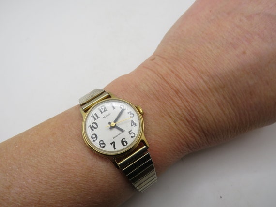 vintage watch / gift / vintage wrist watch / mechanical watch / vintage watch / vintage 60s / womans watch (N12)