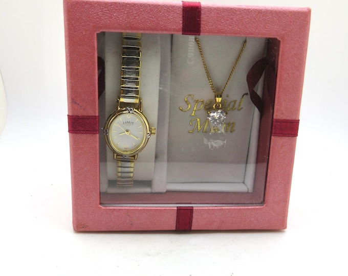 Vintage Watch with "Special Mum" Engraving – Expandable Band, Dress Style
