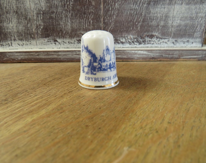 Vintage thimbles OBAN thimble beautiful Fine Bone China places of interest bone china England made A2