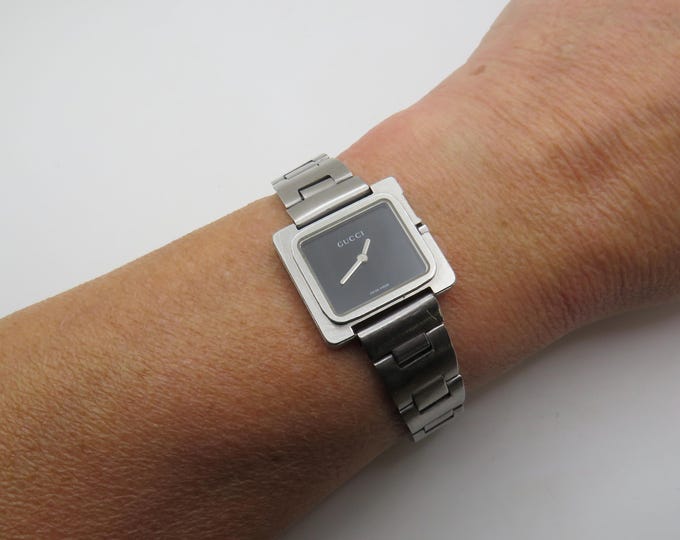 Gucci G watch / womens watches /  large wrist 7.5" / Gucci watch / vintage / rectangle watch / vintage sport  / watch / gift for her / g28