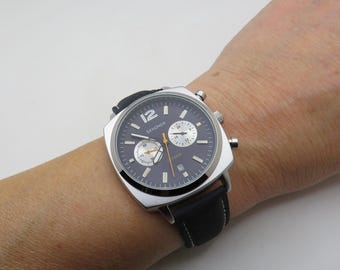 Sports dress watch / gift for him / black dial Watch / vintage Watch / sekonda