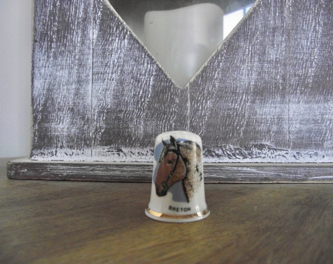 Vintage thimbles / birchcroft breton / beautiful Fine Bone China / bone china England made / H10