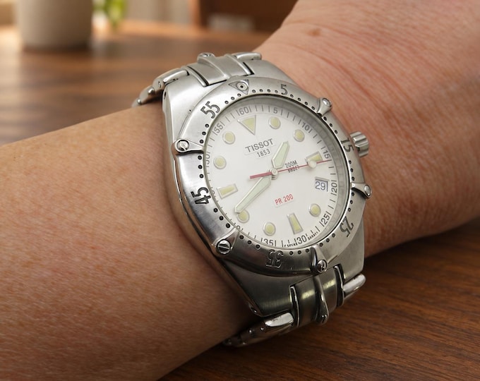 Vintage sports watch  / gift for him  / Gents  / vintage Tissot pr200 watch / vintage gents Watch / vintage / m5