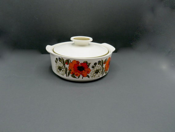 Vintage J&G Meakin Studio, Meakin Poppy, Vintage Turrine casserole dish 1960s China, Afternoon Tea, Retro kitchen dish, Vintage Party