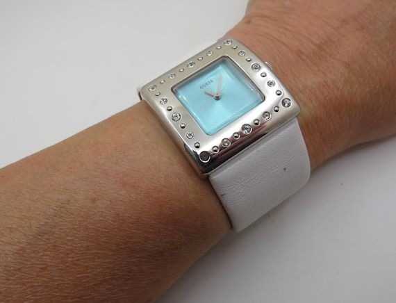 vintage chunky white cuff watch /  90s watch / quartz Watch / watch / vintage watch / large watch (w20)