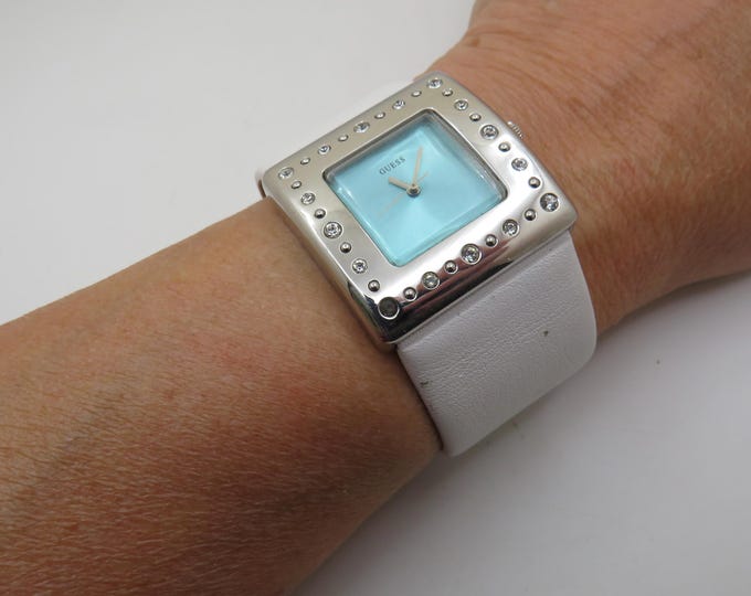 vintage chunky white cuff watch /  90s watch / quartz Watch / watch / vintage watch / large watch (w20)