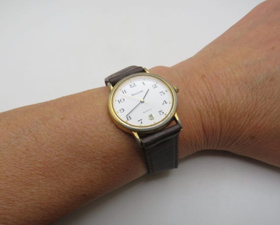 Vintage Accurist Gold Date Watch: Brown Leather Strap, New Battery, M16