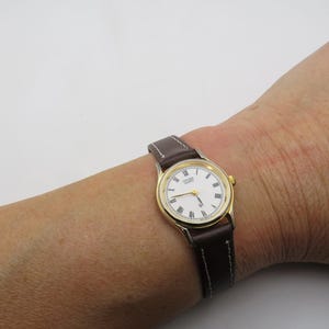vintage Citizen gold watch / 6.8" wrist size max / vintage womans  Y2K watch / Japan watch / vintage Watch / watch ladies watch (w8)