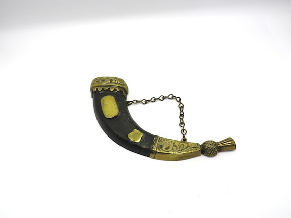 brass horn wall decor / wall decor / vintage brass / house / c1960