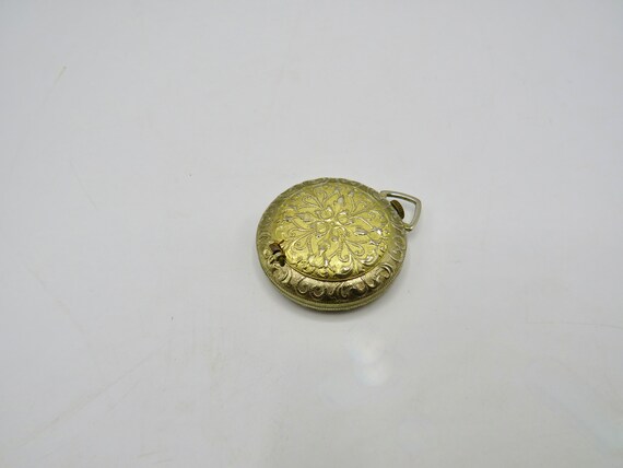 Lucerne pocket outlet watch value