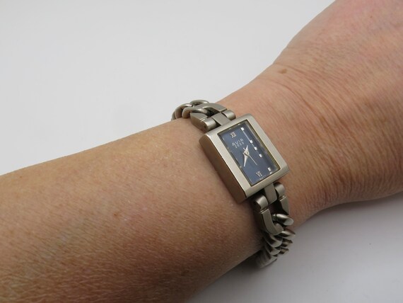 vintage watch / rectangle wrist watch / womans watch /  vintage avia watch / vintage sport / watch / ladies watch (p9)