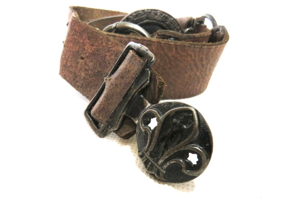 Vintage Boy Scouts Buckle / BP / Be prepared / 1950s Leather Belt / Vintage Be Prepared World Badge