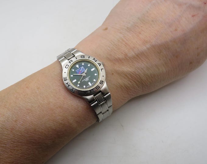 Vintage steel Quartz Watch, Stainless Steel Band e21