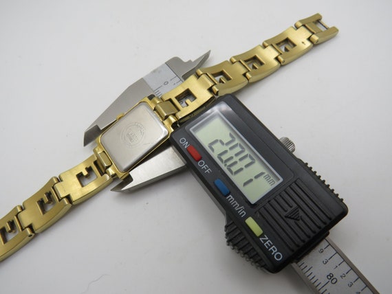 Vintage watch / watches / Guess gold Quartz watch… - image 7